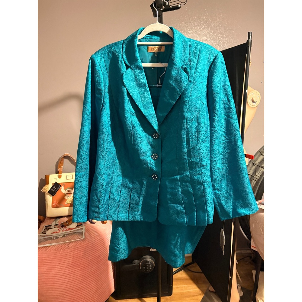 Kasper 2 pc Teal Blue Leopard Print Skirt Suit Rhinestone Button Blazer Sz 22W